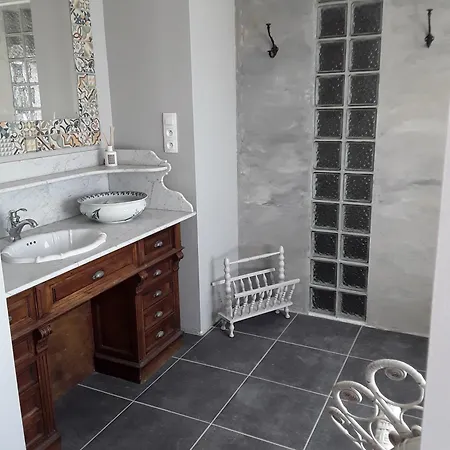 Bed & Breakfast Loge & Broc La Possonniere