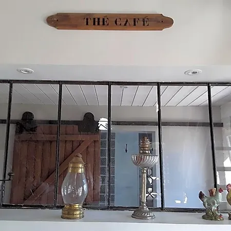 Loge & Broc Bed & Breakfast 3*