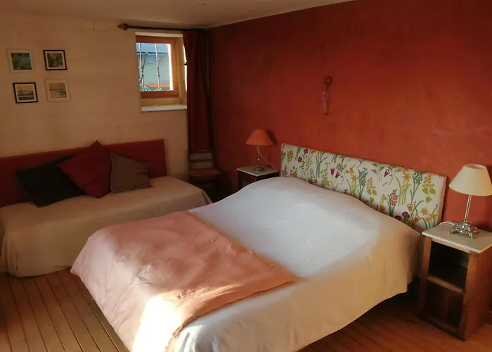 Alojamento de Acomodação e Pequeno-almoço Loge & Broc La Possonnière